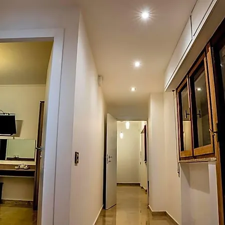Bed & Breakfast Opera House 4*